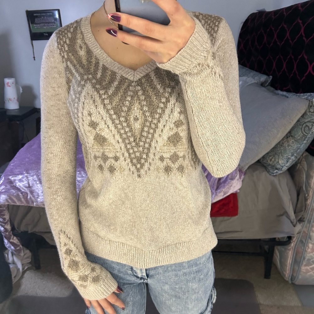 Hollister Beige V-Neck Sweater